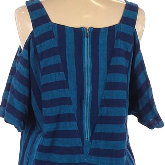 Soft Surroundings Size M Cold Shoulder Tunic Top - Picture 3 of 4